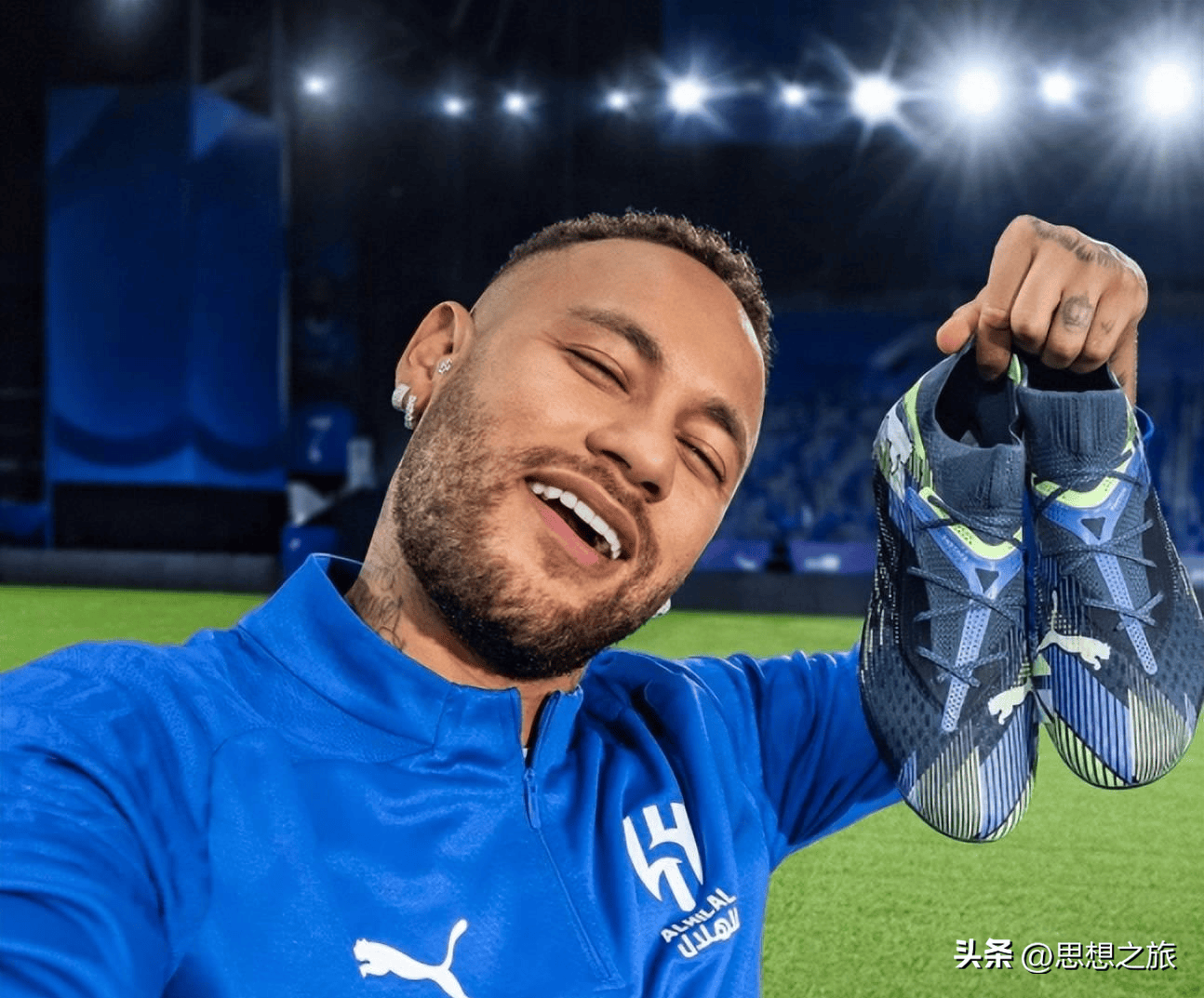 更像是为他 更像是为他